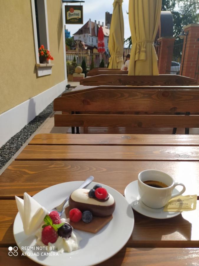 Penzion Elux Břeclav Dış mekan fotoğraf